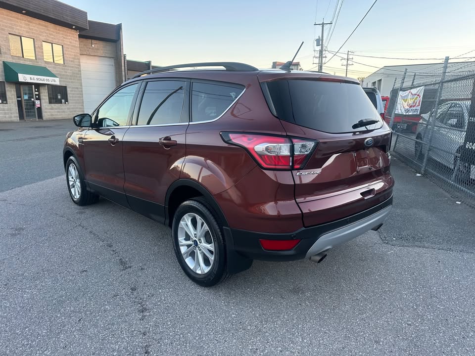 Ford escape se 4wd