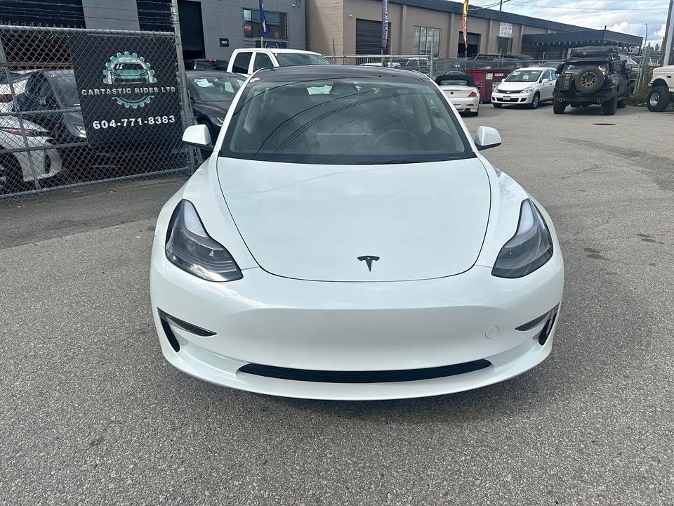 Tesla model 3 standard range 2023